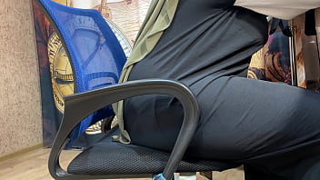 Arab girl in hijab jerks thru her undies while working