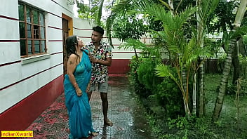Indian Molten Aunty Outdoor Orgy at Rainy Day! Xxx Orgy