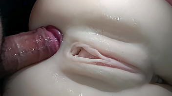 Sexual close-up, prick plowing snow-white donk