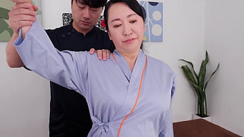 A Yam-sized Mounds Chiropractic Medical center That Makes Aunts Go Super-naughty With Her Delightful Boob Rubdown Yuko Ashikawa