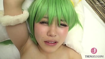 [HentaiCosplay] The domina Misamisa kicks, slaps, bites, pees on him, ch●kes him, wedges her finger in his mouth, attempts to make him puke, and laughs at him! Finally, she gets internal ejaculation and pecs cum-shot two times in a row!